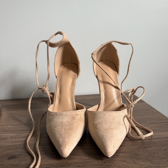 Tie Leg Design Faux Suede Strappy Pumps | Size 8 | Apricot | Never Worn - Picture 4 of 7